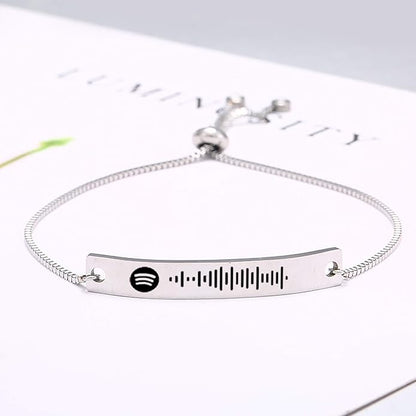 Minimalist bracelet