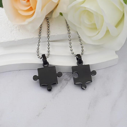 The missing piece necklace