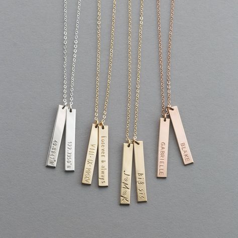 Bar pendant necklace